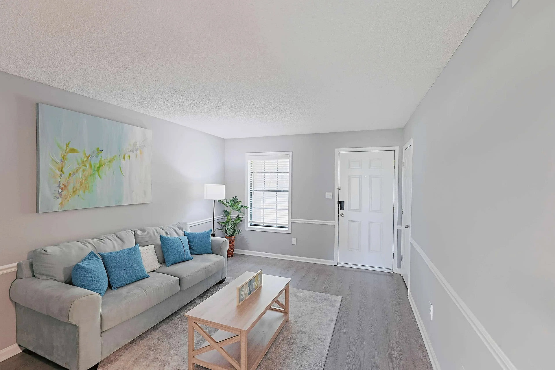 Lindsey Manor Apartments – photo 4
