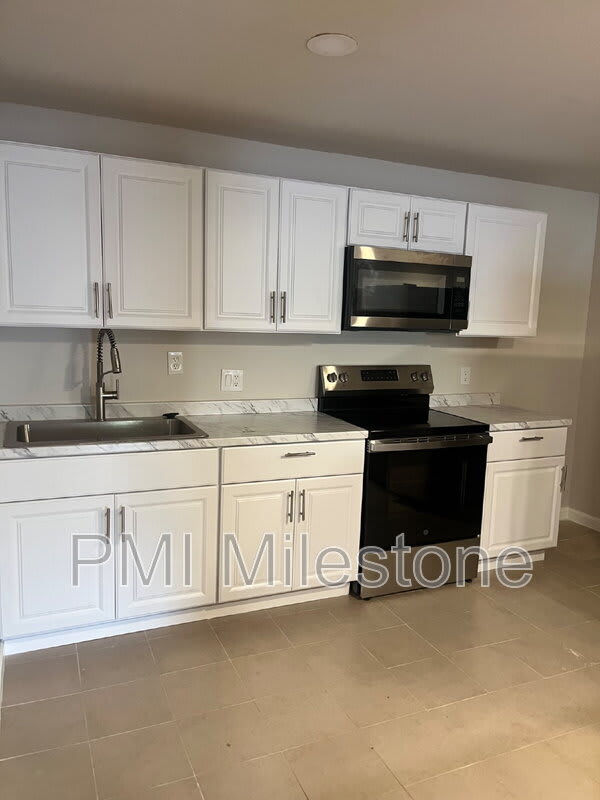9734 Dumbarton Drive – photo 3