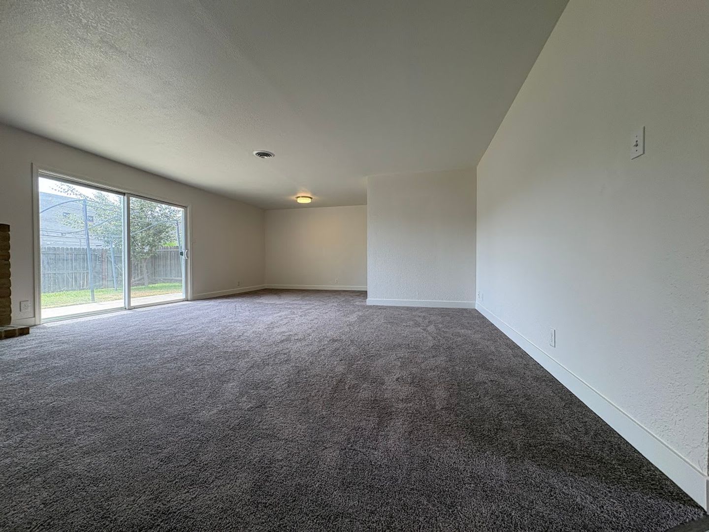 3 Bedroom, 2 Bathroom Galt Home – photo 3