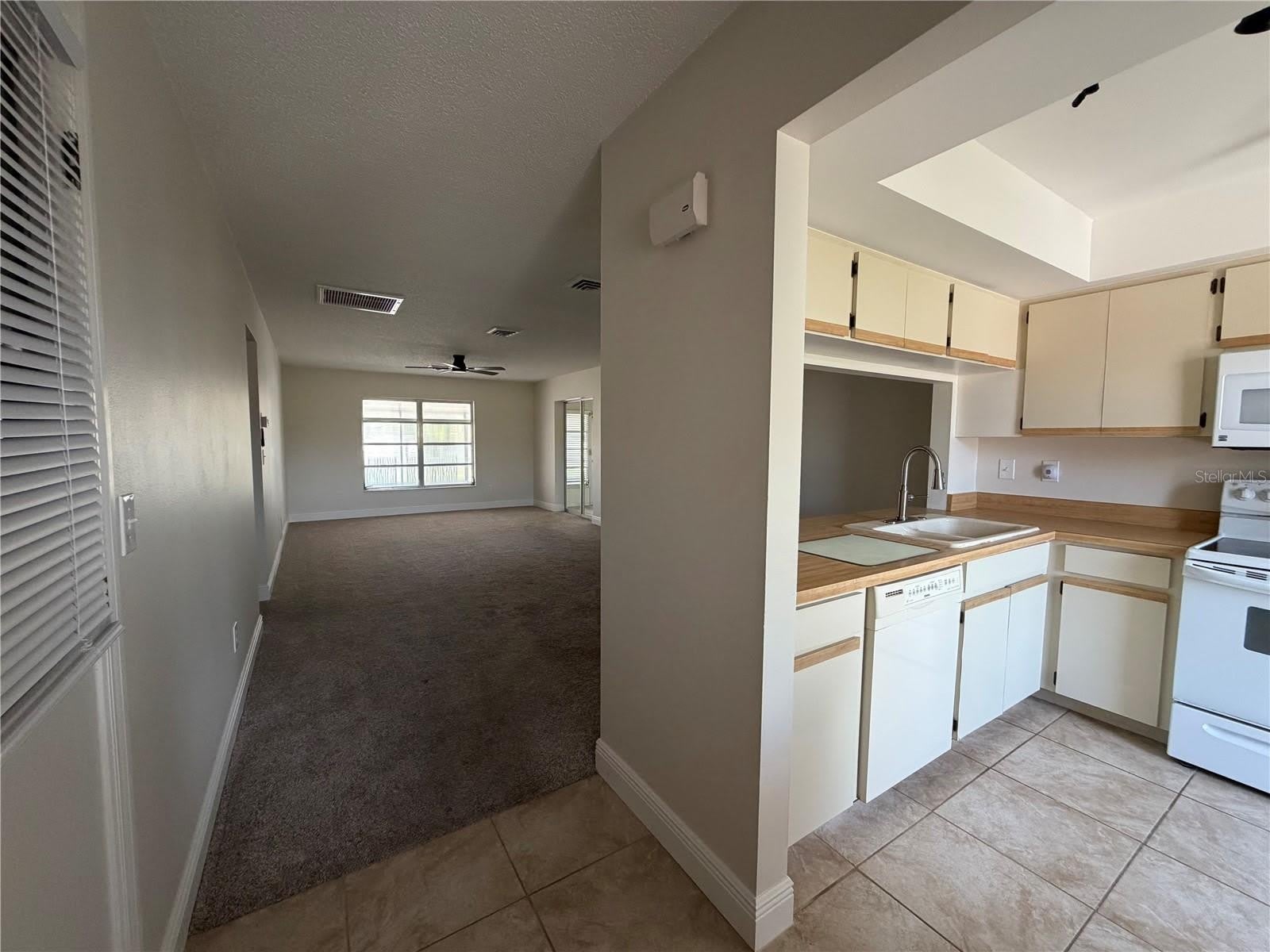 635 HARVEY Street – photo 3