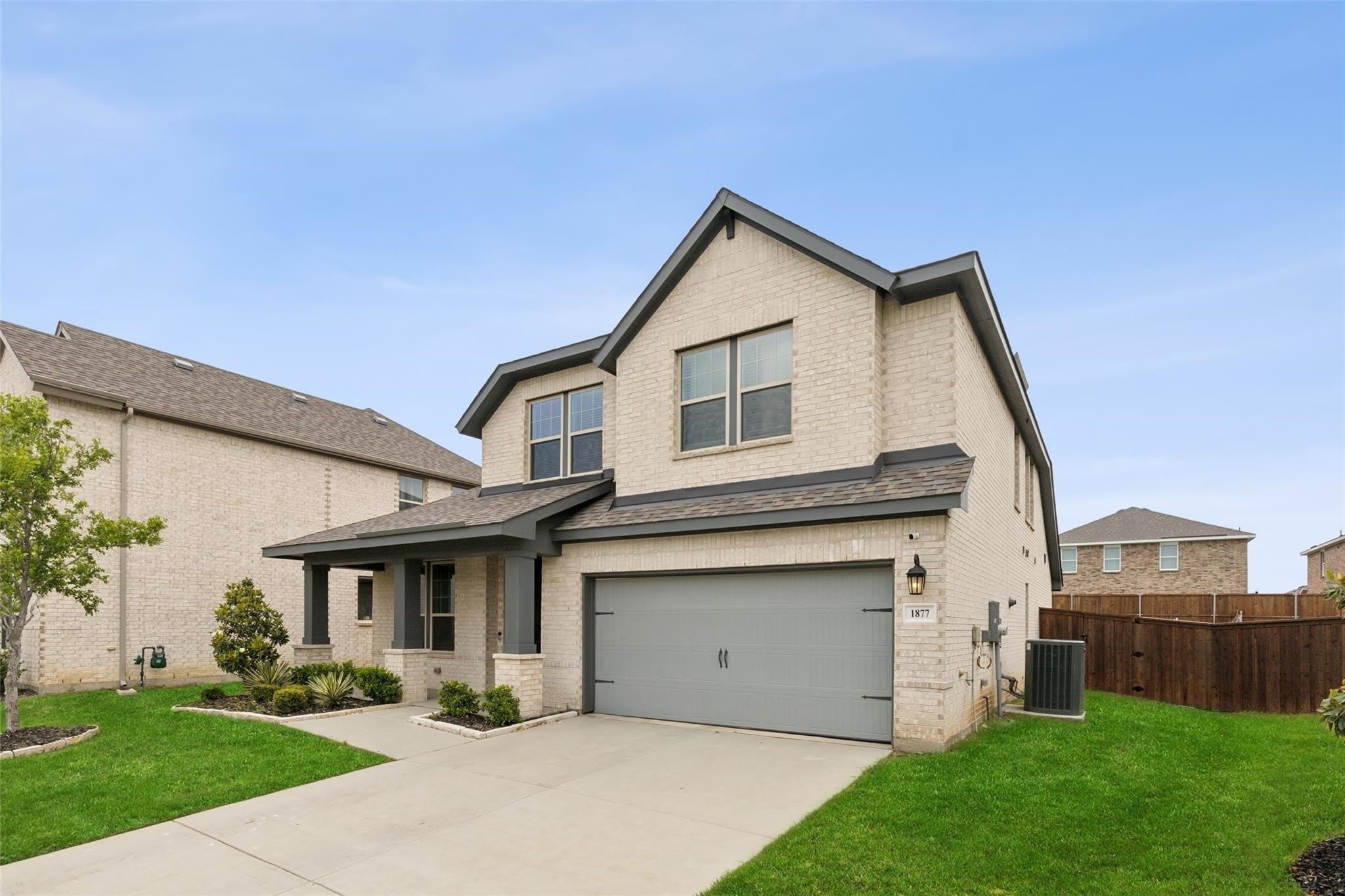 1877 Arbor Drive – photo 2