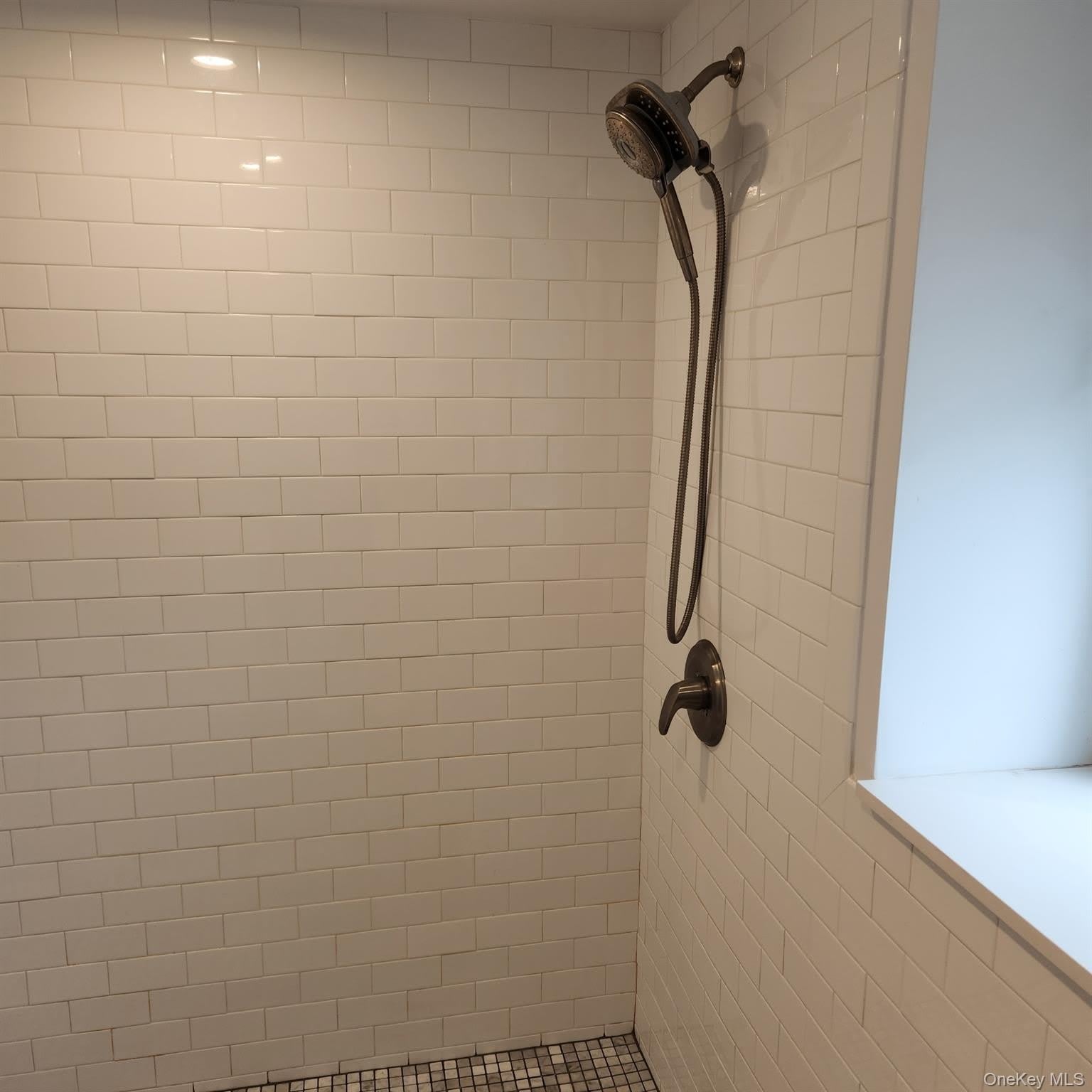 226 E Pine Street – photo 5