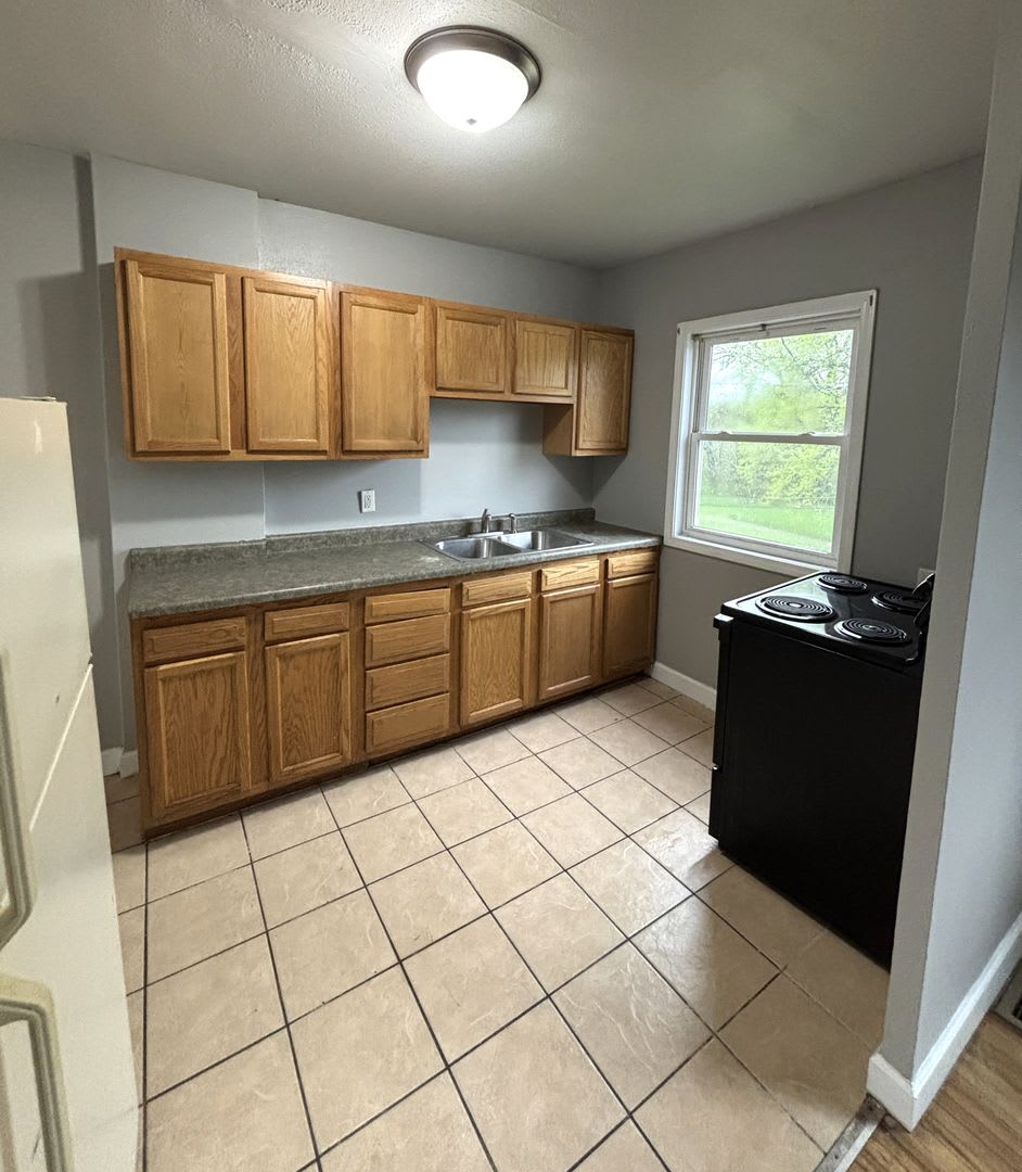 Rent Recently Reduced 2 Bedroom Townhome With Walk Out Basement For Rent In Waterloo – photo 2