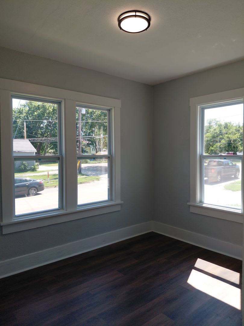 Fully Remodeled Home For Rent – photo 2