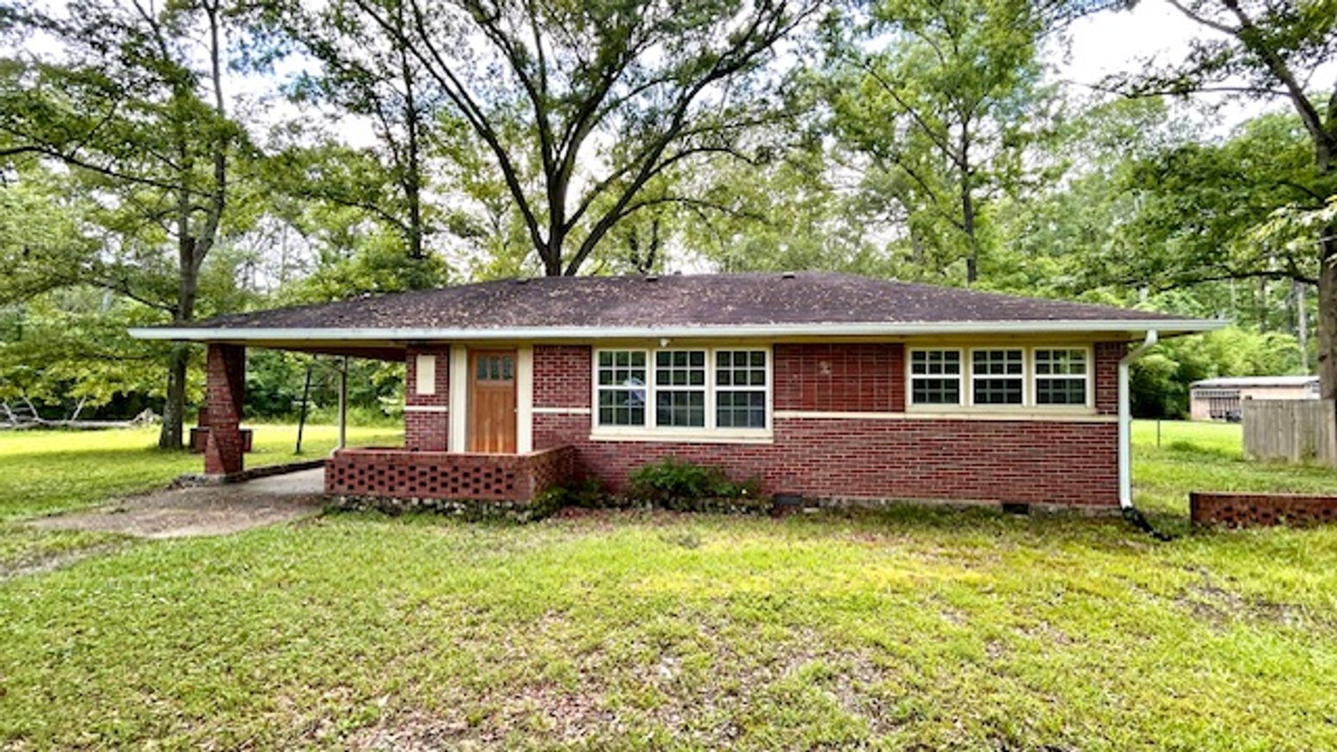 135 Haywood Valley Rd – photo 1