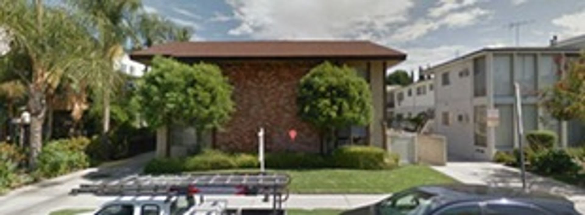 4338 Mammoth Ave Apts – photo 3