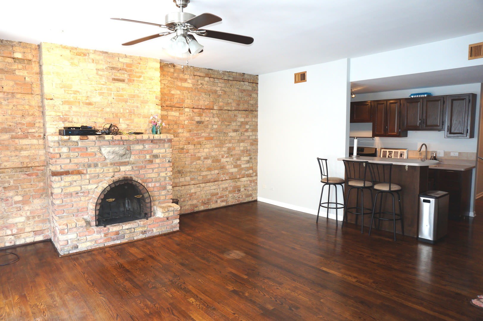 2950 N Halsted Street – photo 2