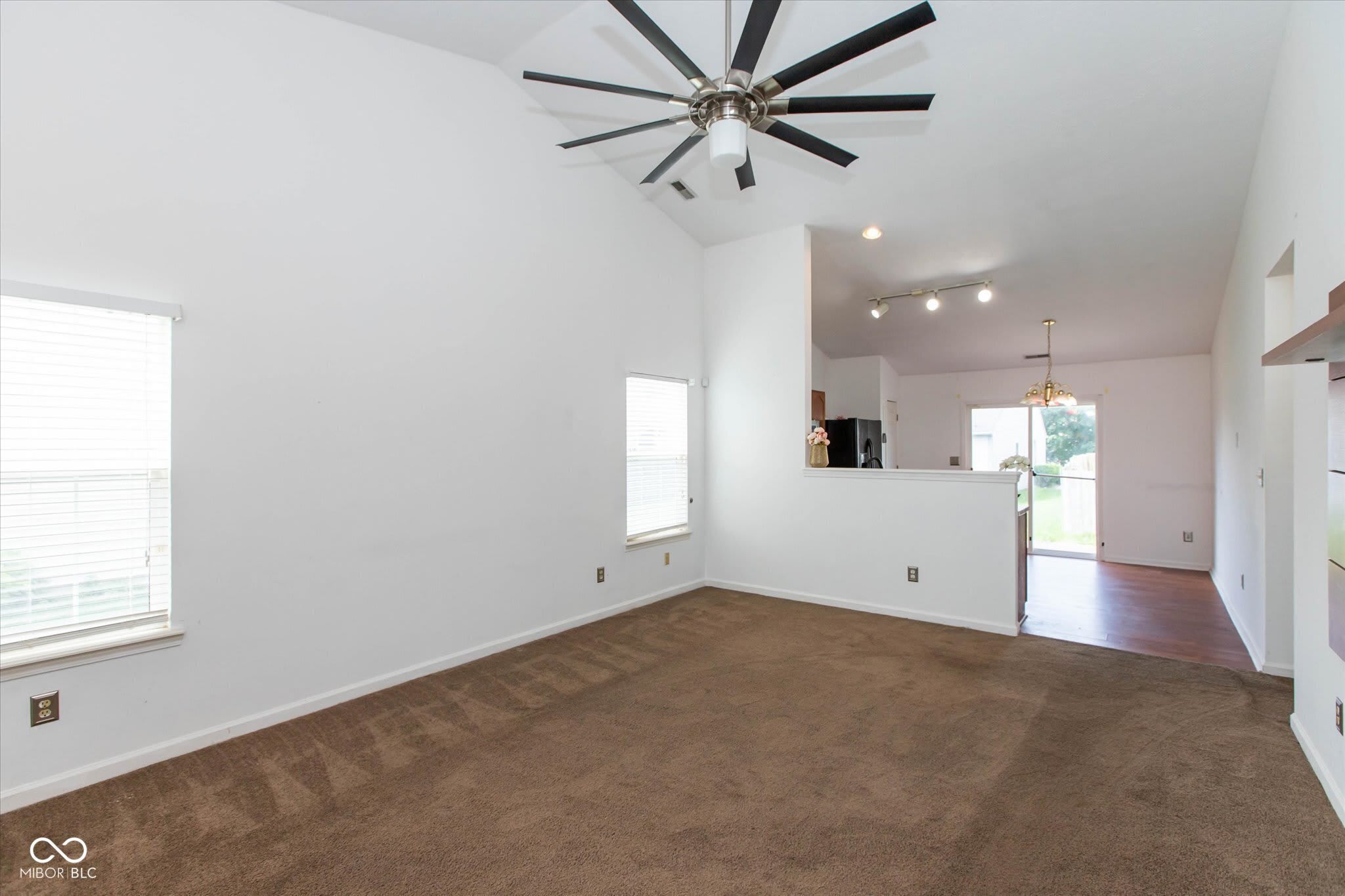 7136 Pluto Drive – photo 5