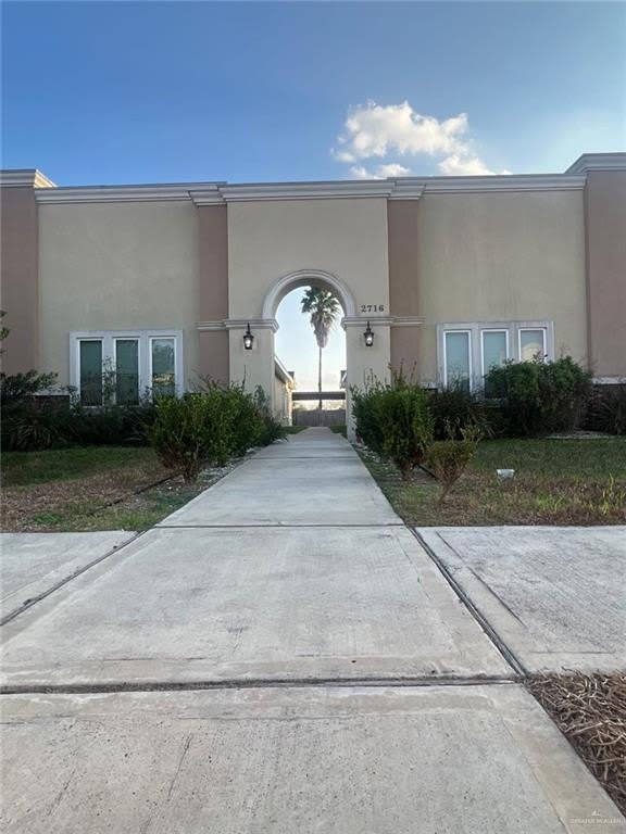 2716 Primrose Avenue – photo 1