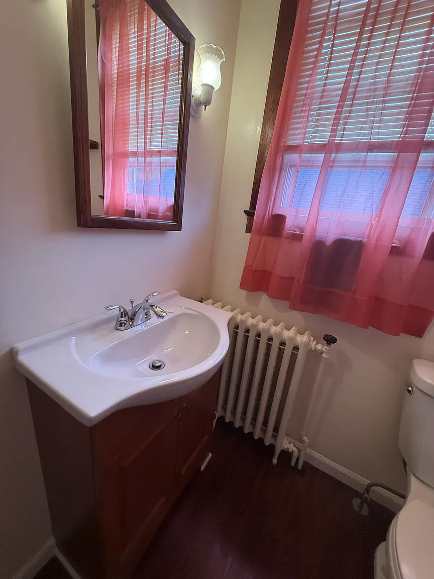 943 State St – photo 3