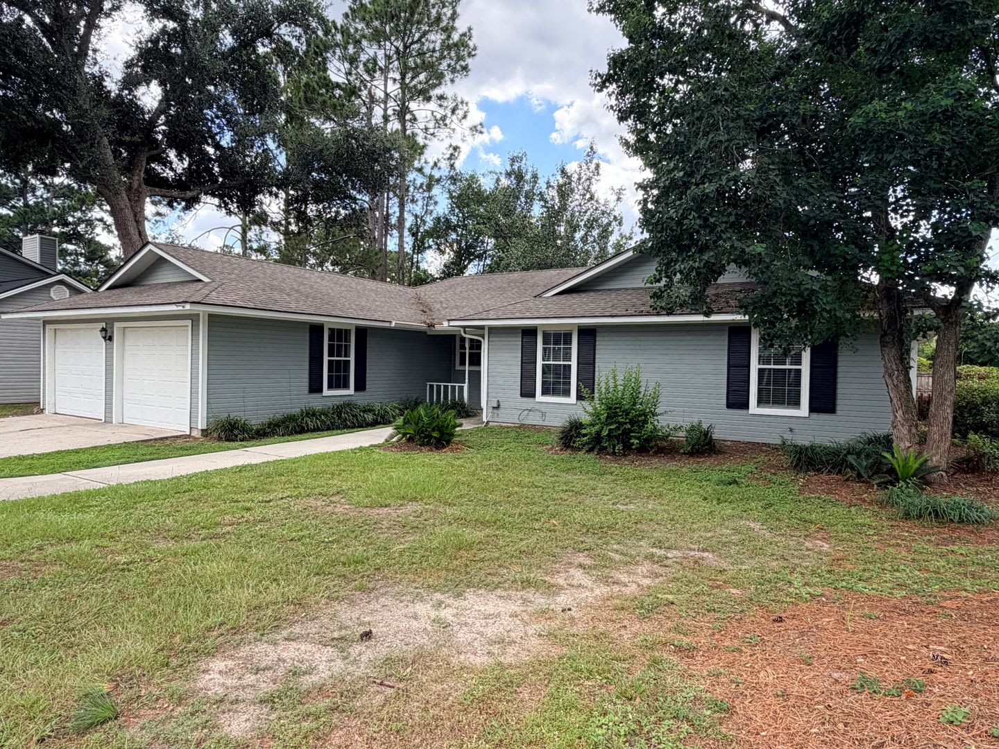 Spacious 3BR/2BA Home with 2-Car Garage in Valdosta City Limits! – photo 2