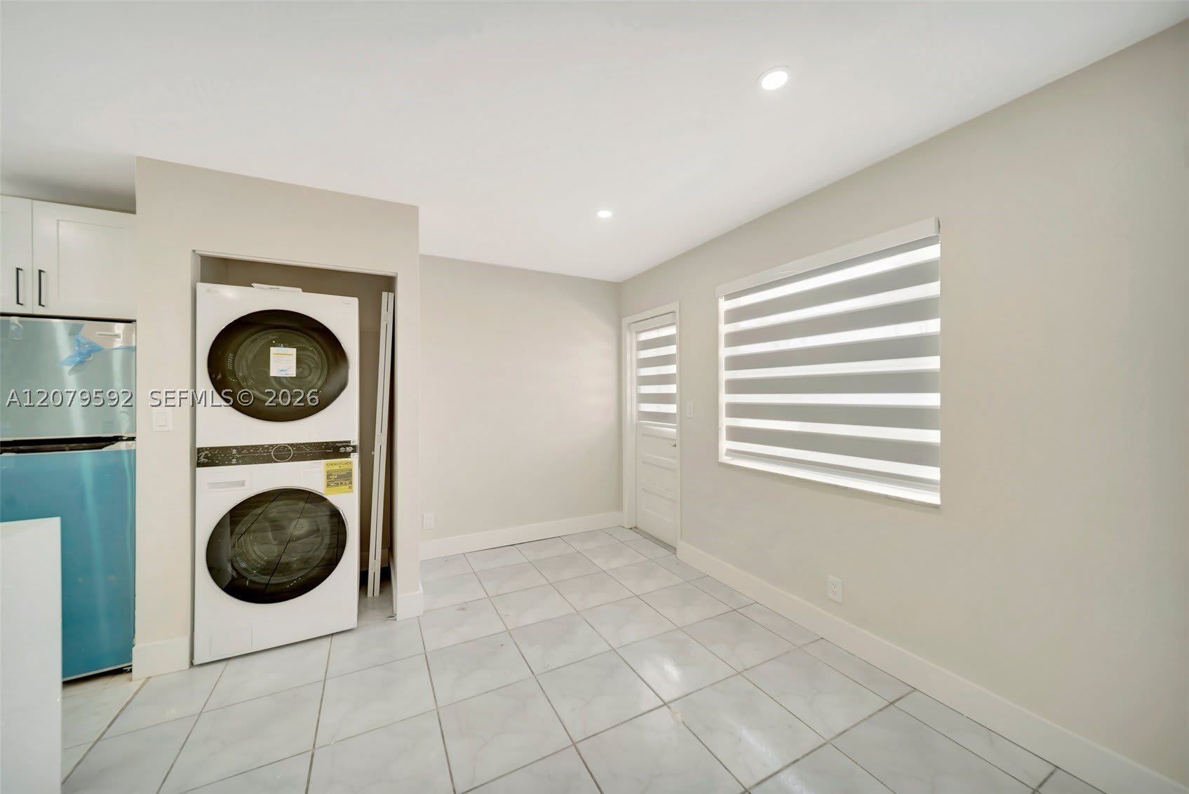 4051 NE 13th Ave – photo 3