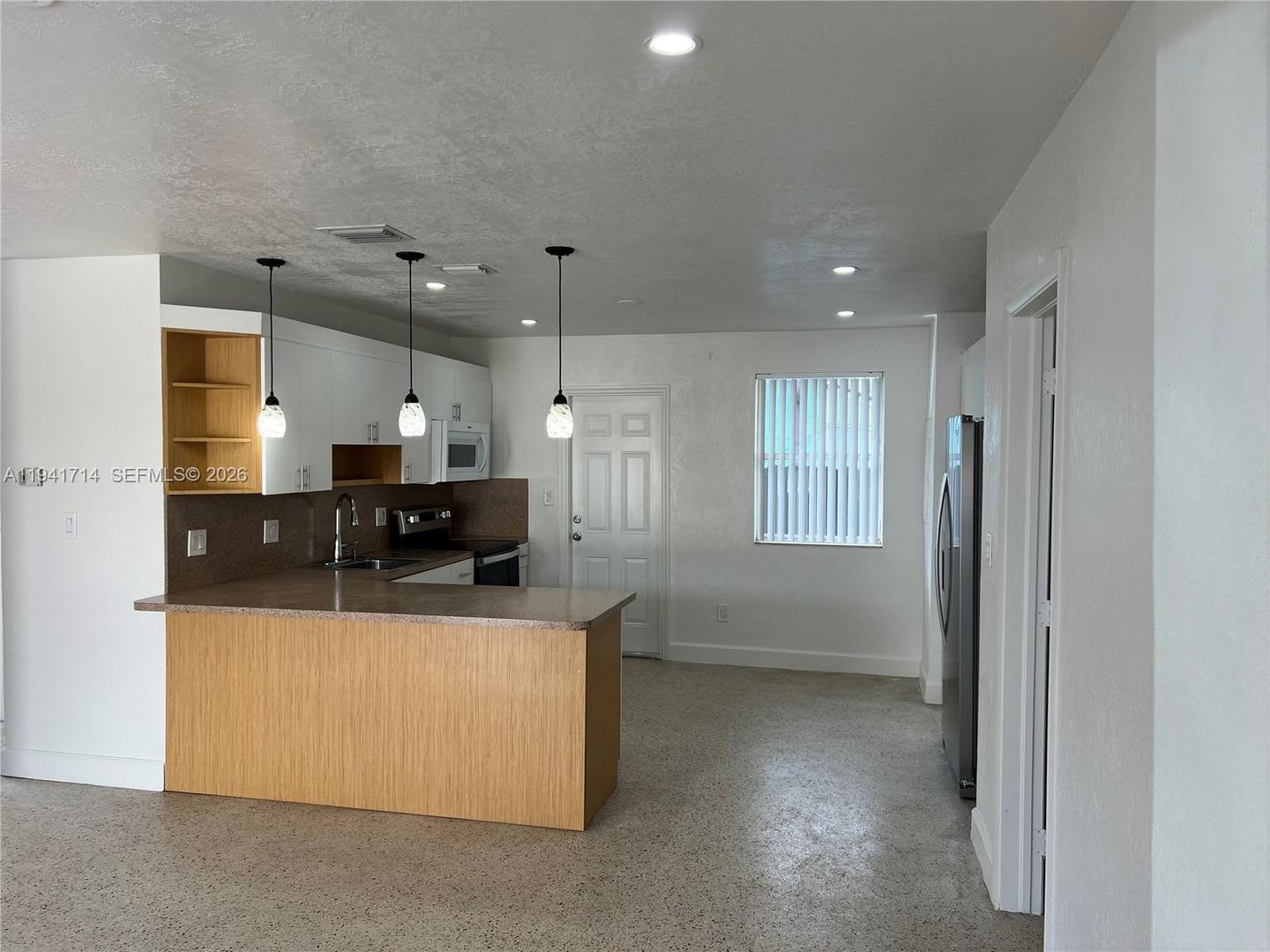 4725 NW 4th Street Front, Miami, FL 33126 – photo 2