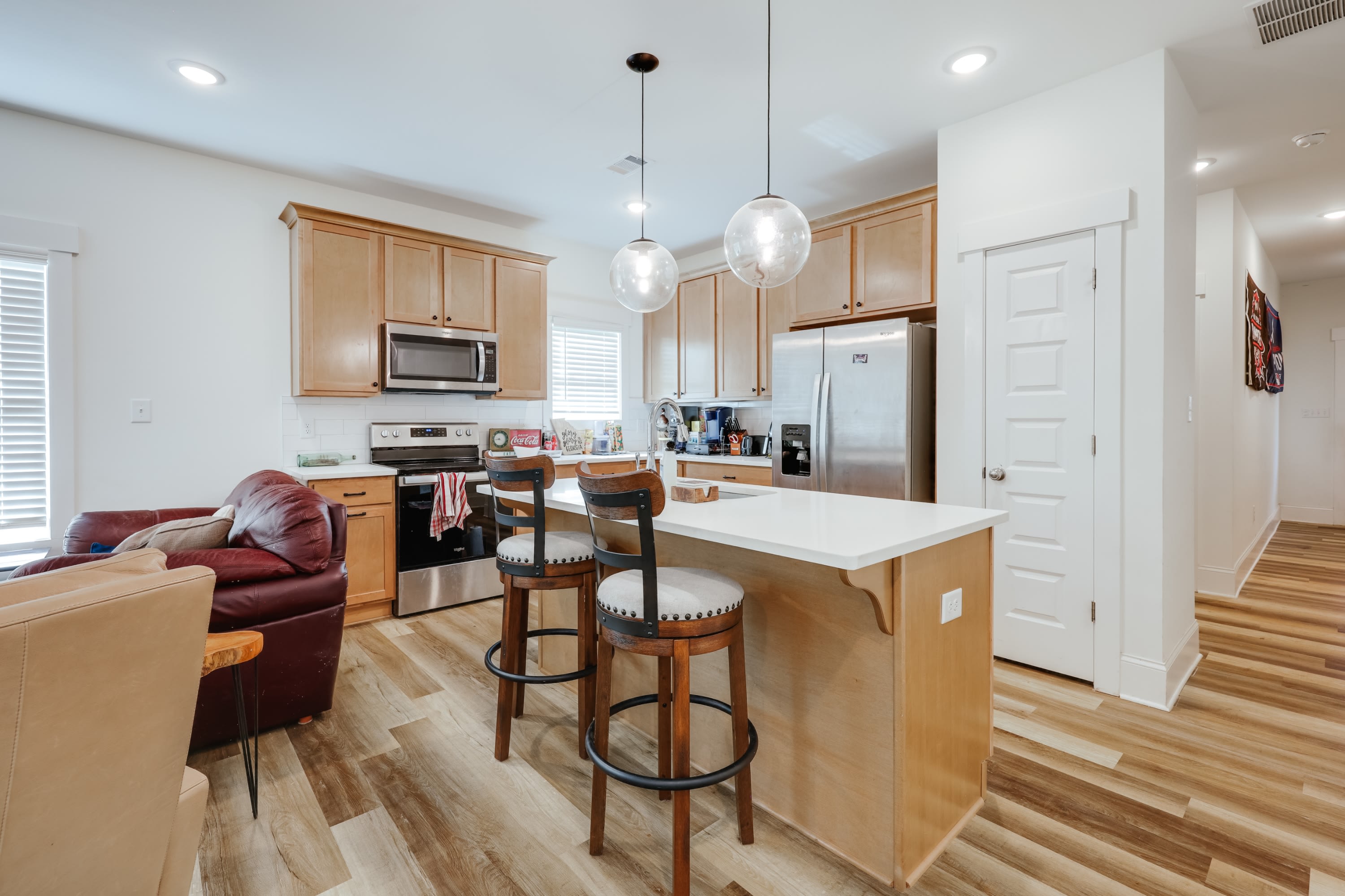 374 Arch Street – photo 4