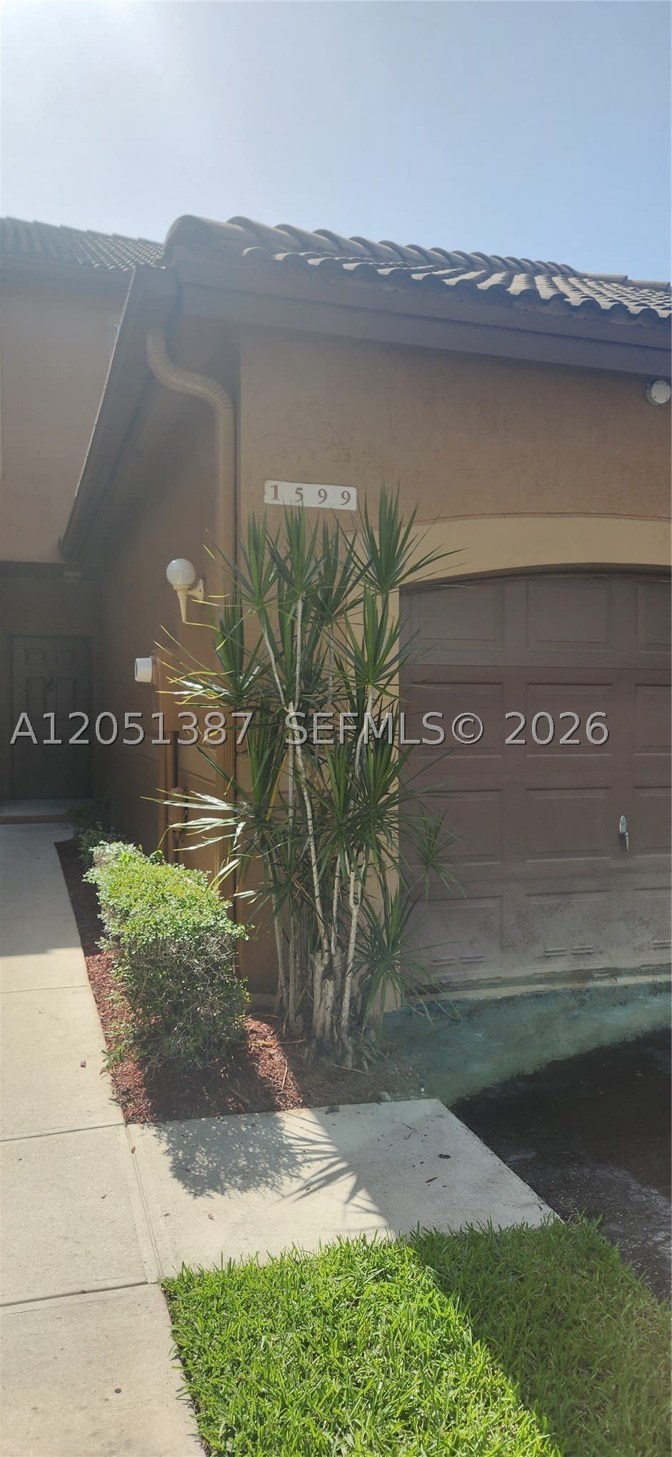 1599 Veracruz Ln – photo 3