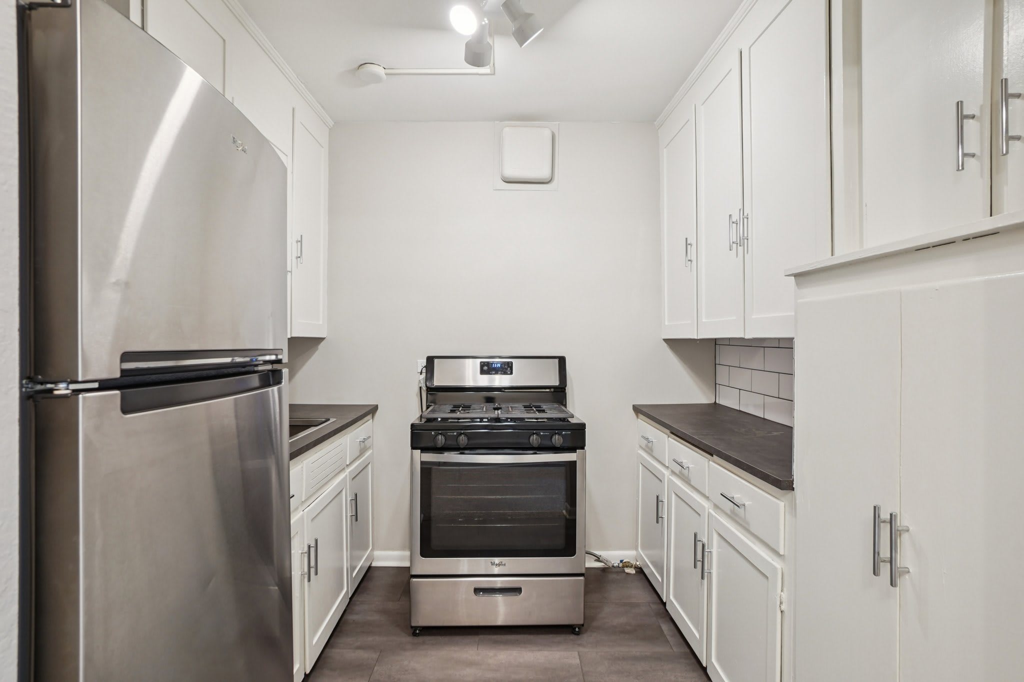 475 501 Garfield – photo 3