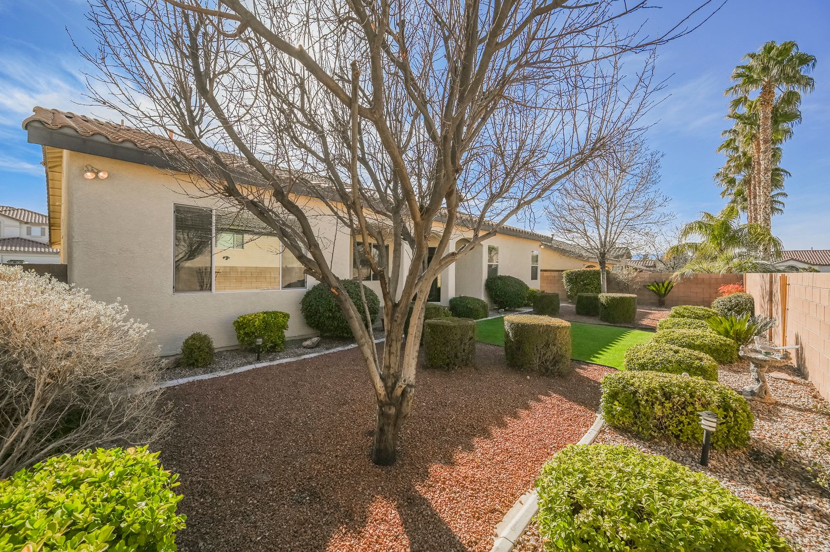 Beautifl 1 Story in Henderson – photo 3