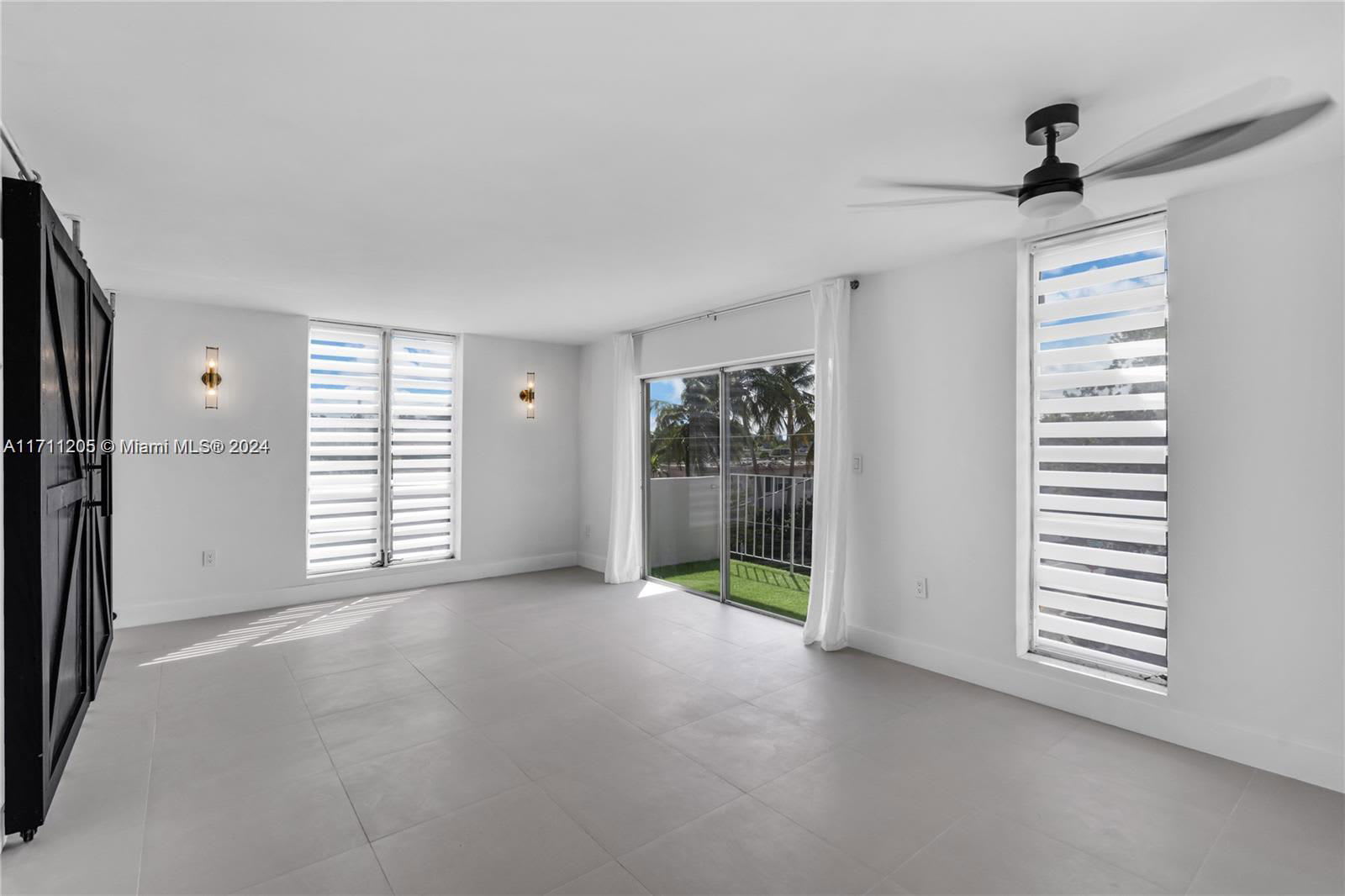 8305 Crespi Boulevard – photo 4