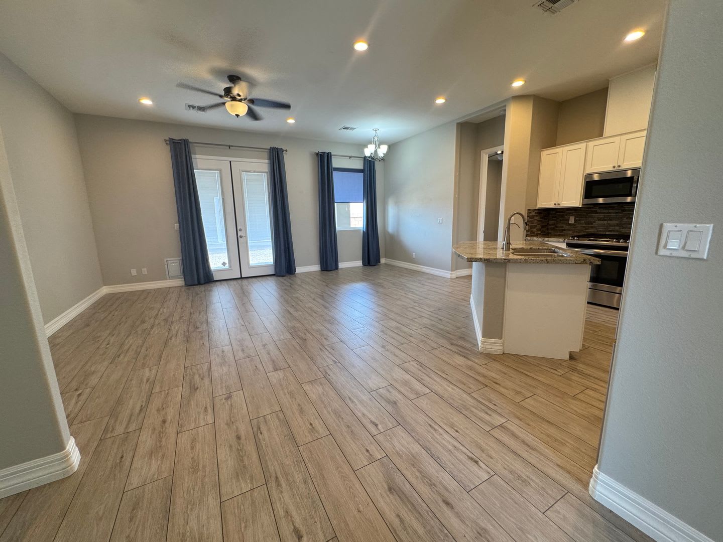 3Bd 2Ba 2 Car Boat Deep Garage In Desert Foothill Estates – photo 5