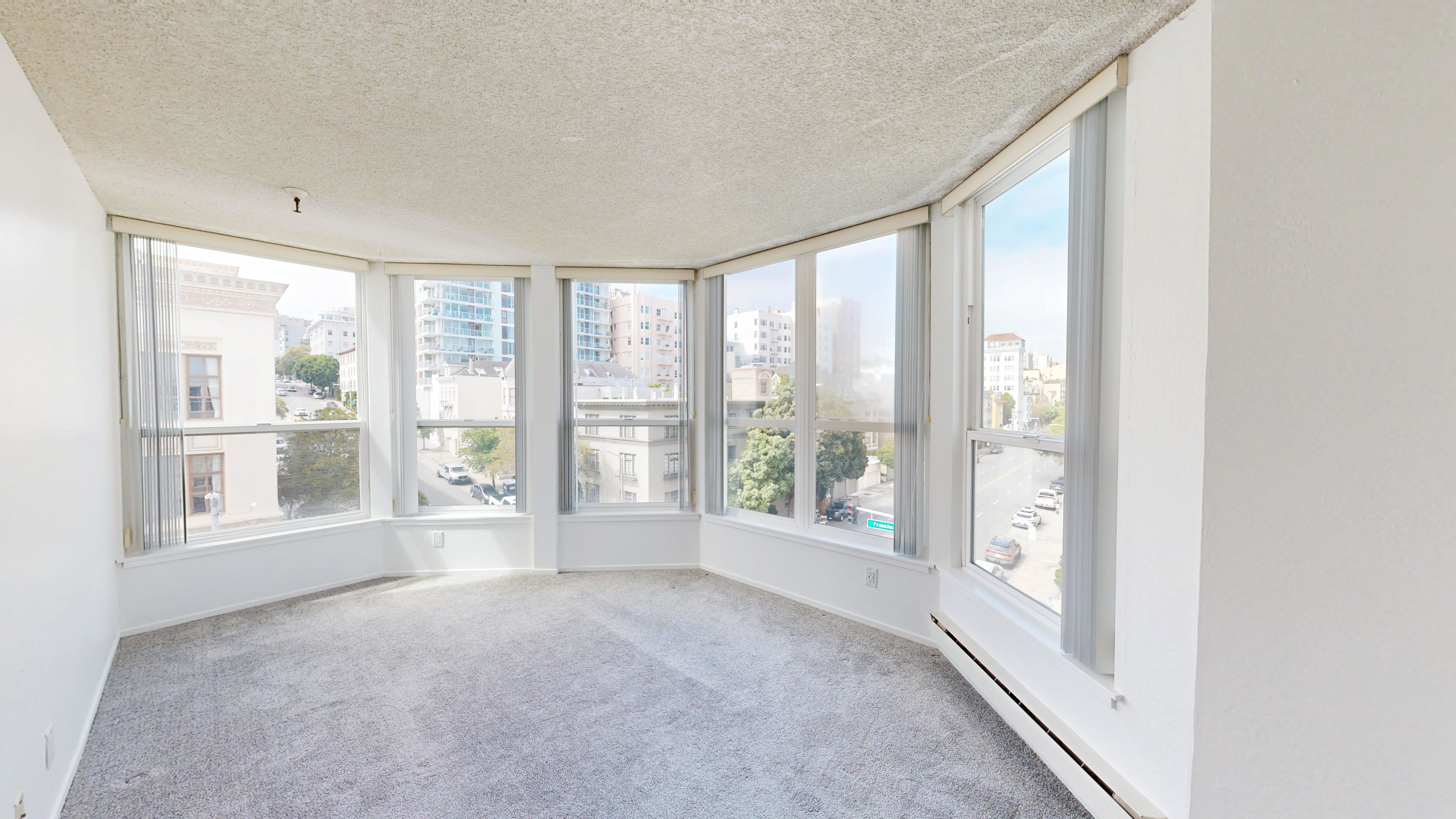 1690 Broadway – photo 1
