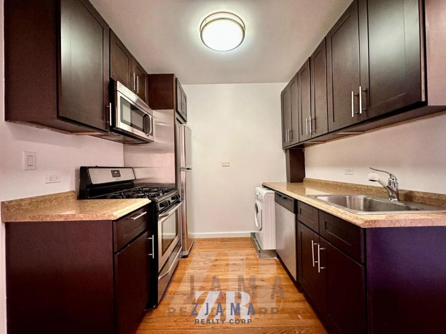 475 Fourth Avenue – photo 5