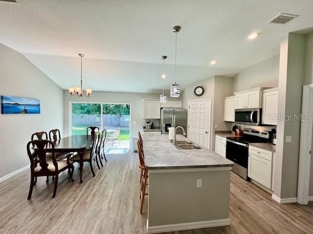 5423 Nw 52Nd Avenue – photo 3