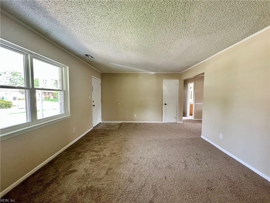 3833 Forrester Lane – photo 2