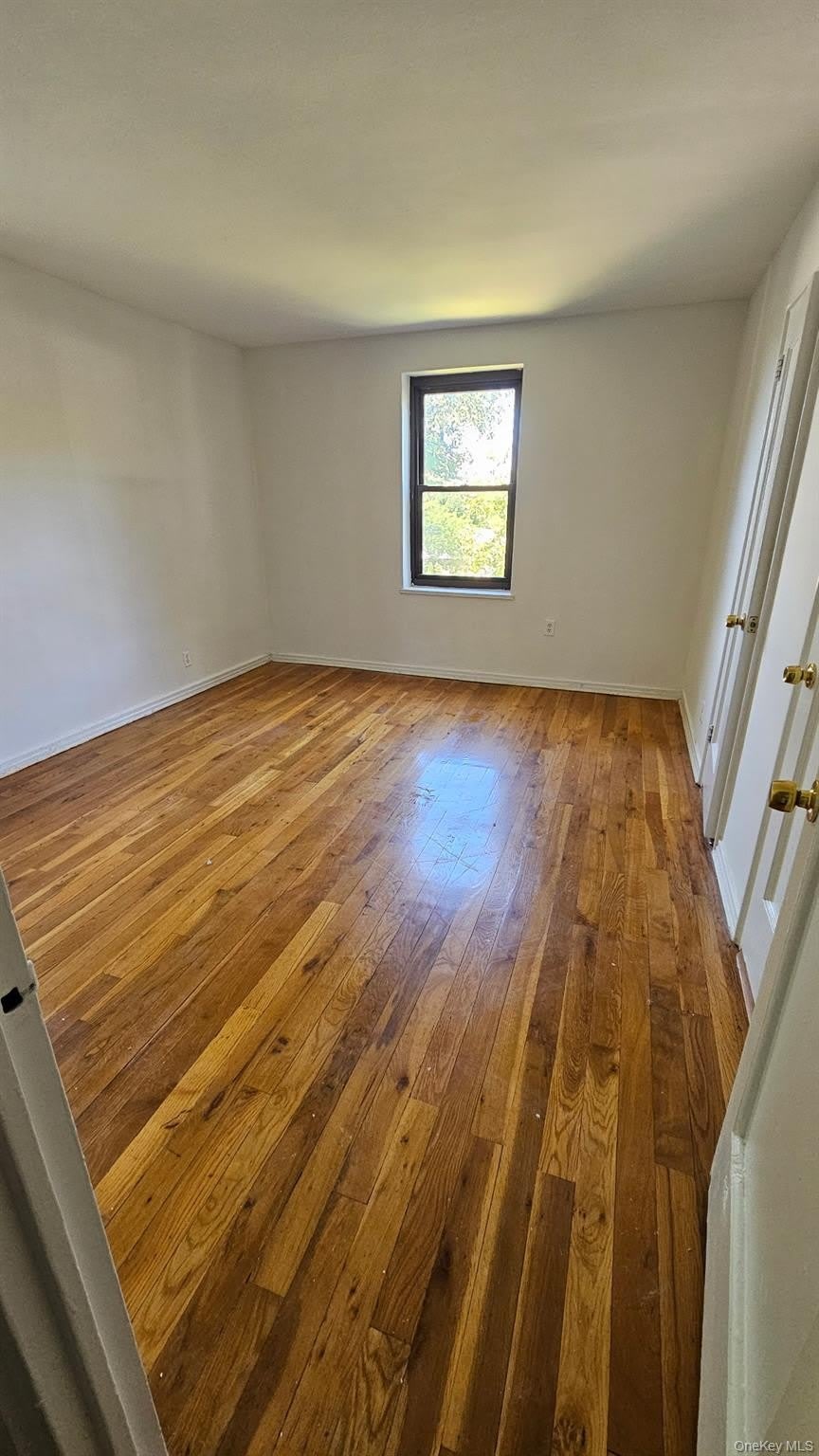 21 Schenck Avenue – photo 4