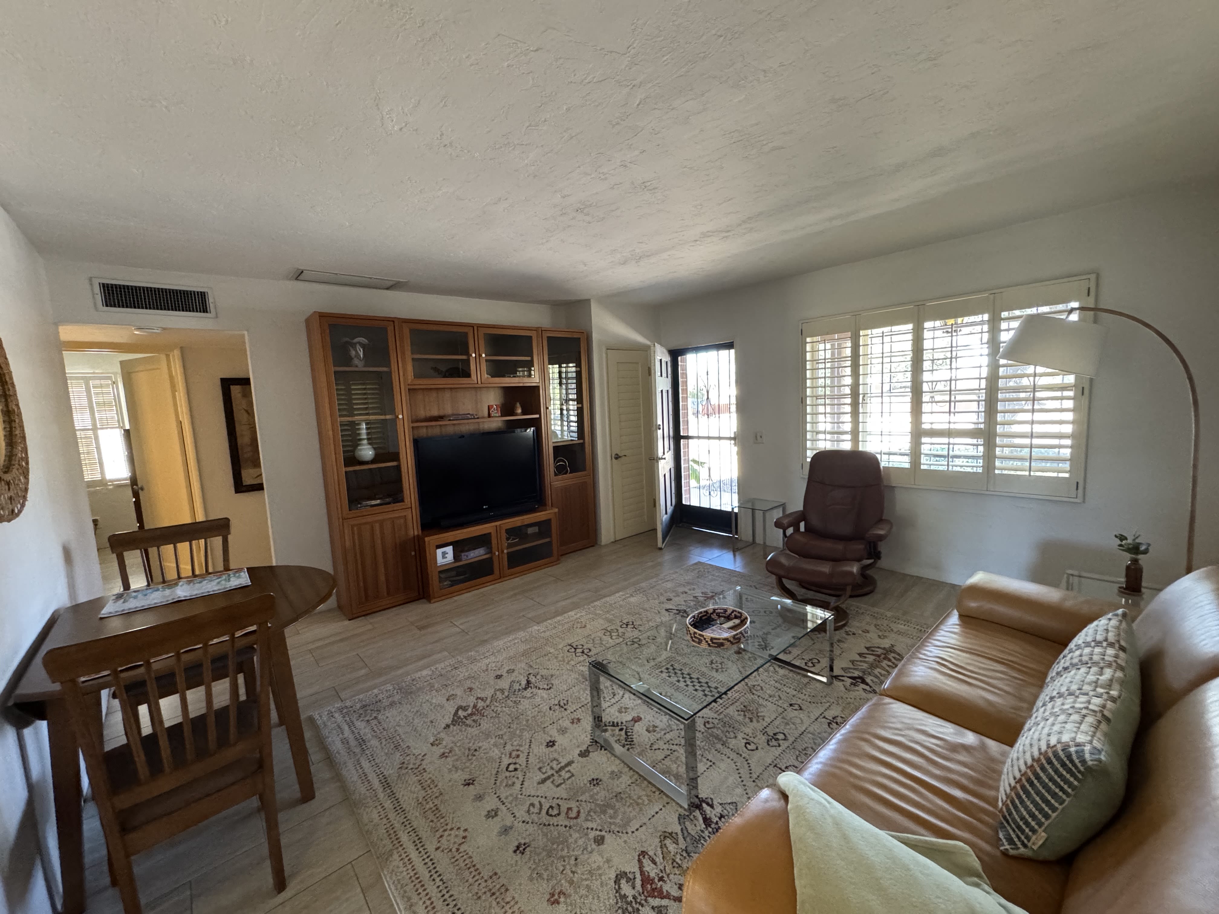 2608 East Sylvia Street – photo 3
