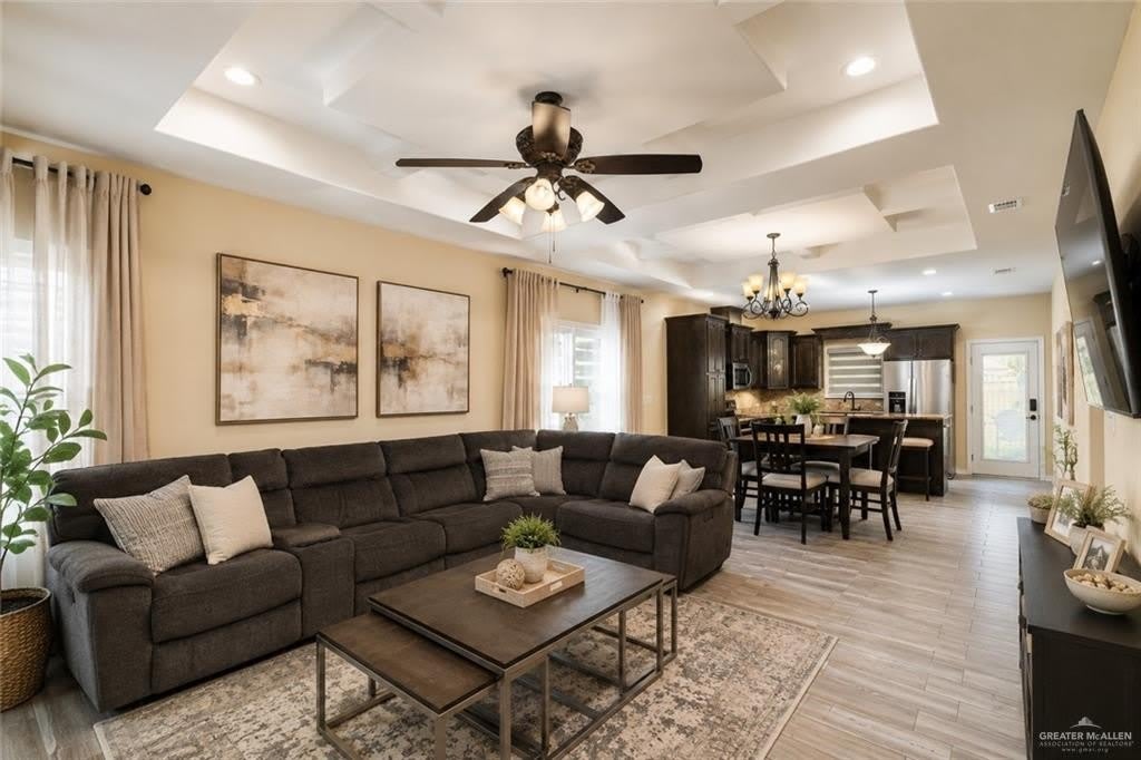2912 Fuerte Avenue – photo 3
