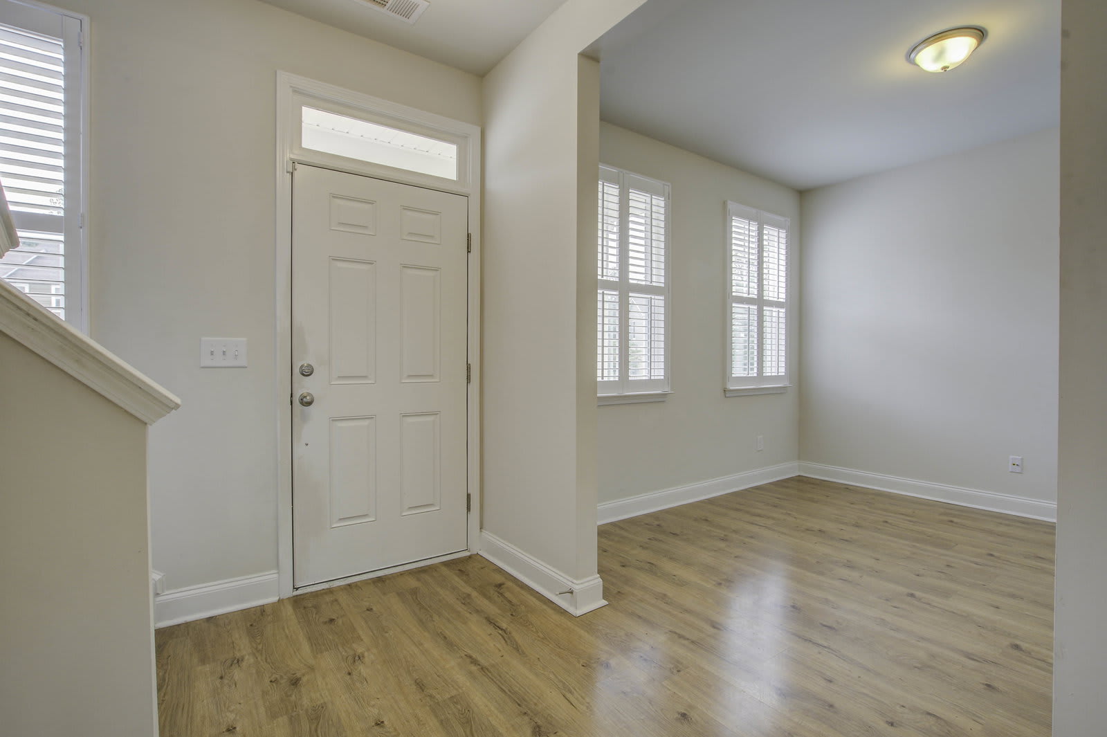 7824 Montview Road – photo 2