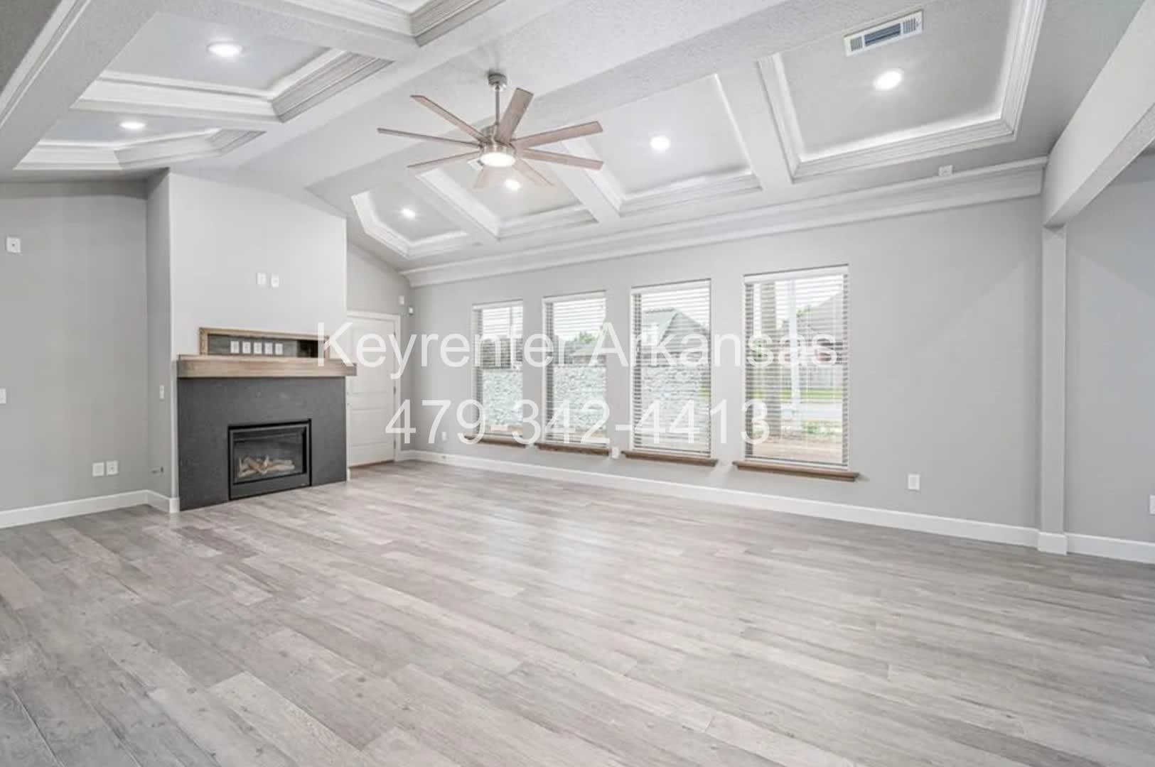 Stunning Home for Rent in Coler Creek! – photo 2
