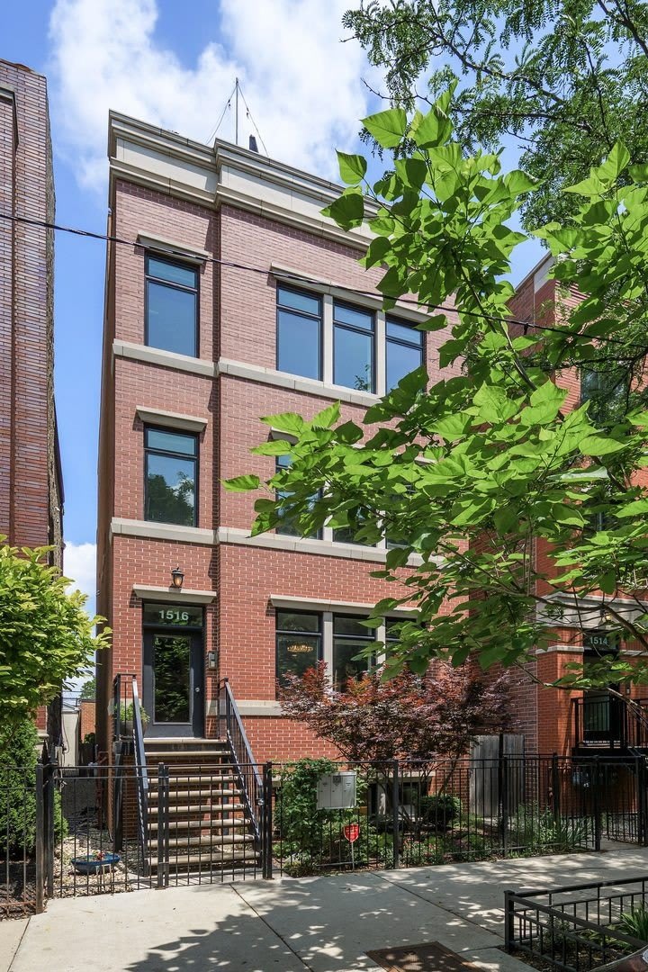 1516 W Ohio Street – photo 1