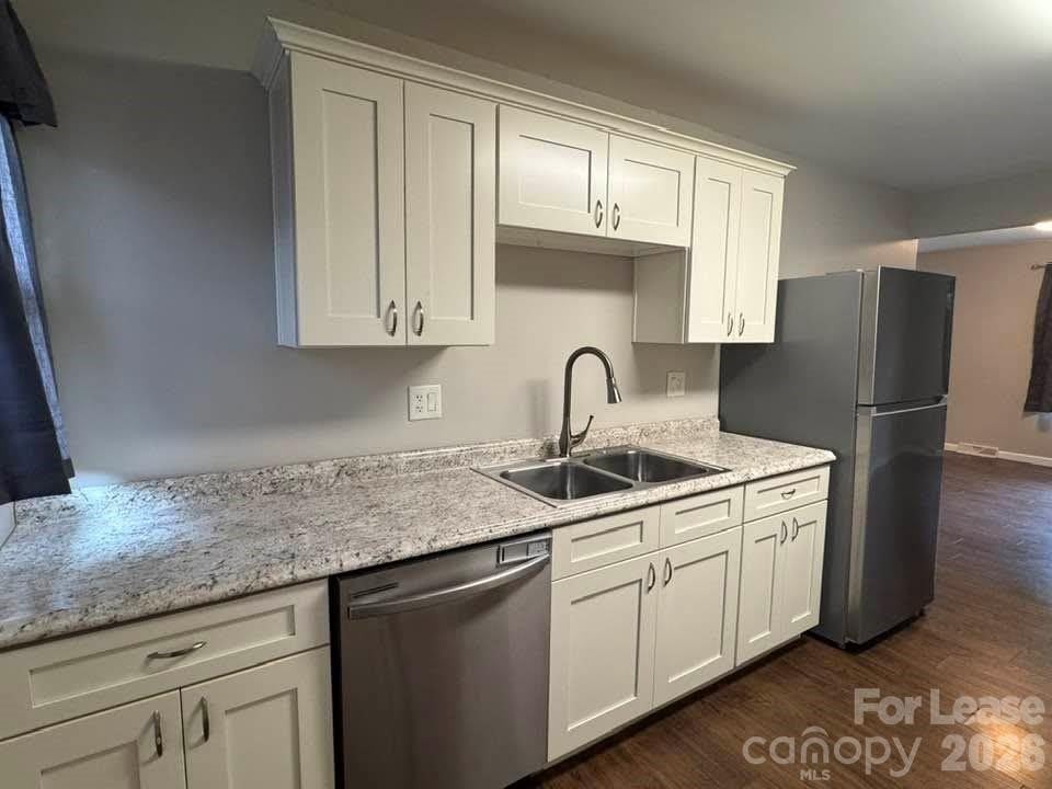 1095 Sunset Road – photo 5