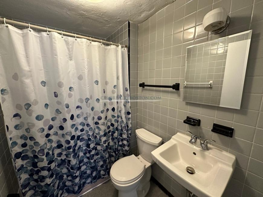 410 Market St. – photo 4