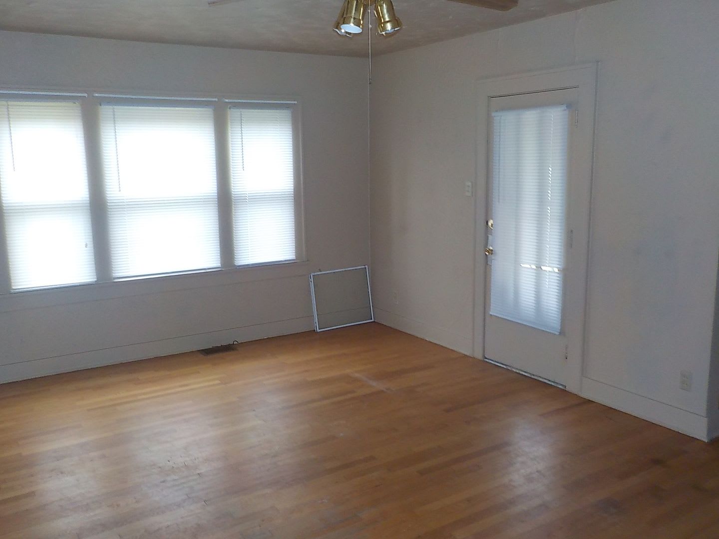 908 N Madison St – photo 3