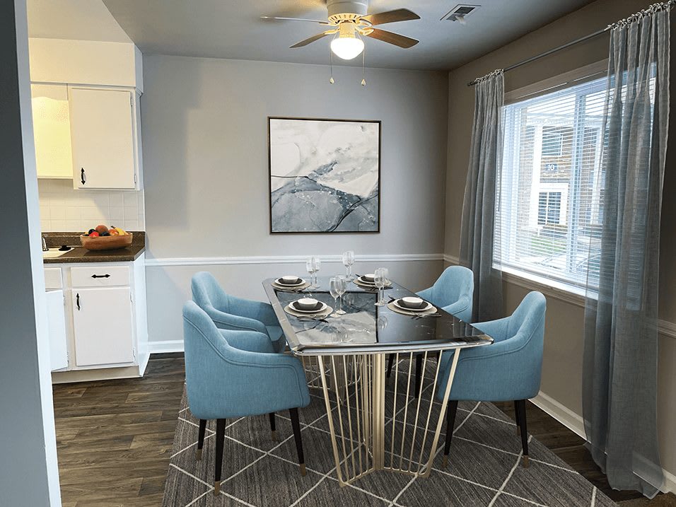 Williamsburg Apartments – photo 2
