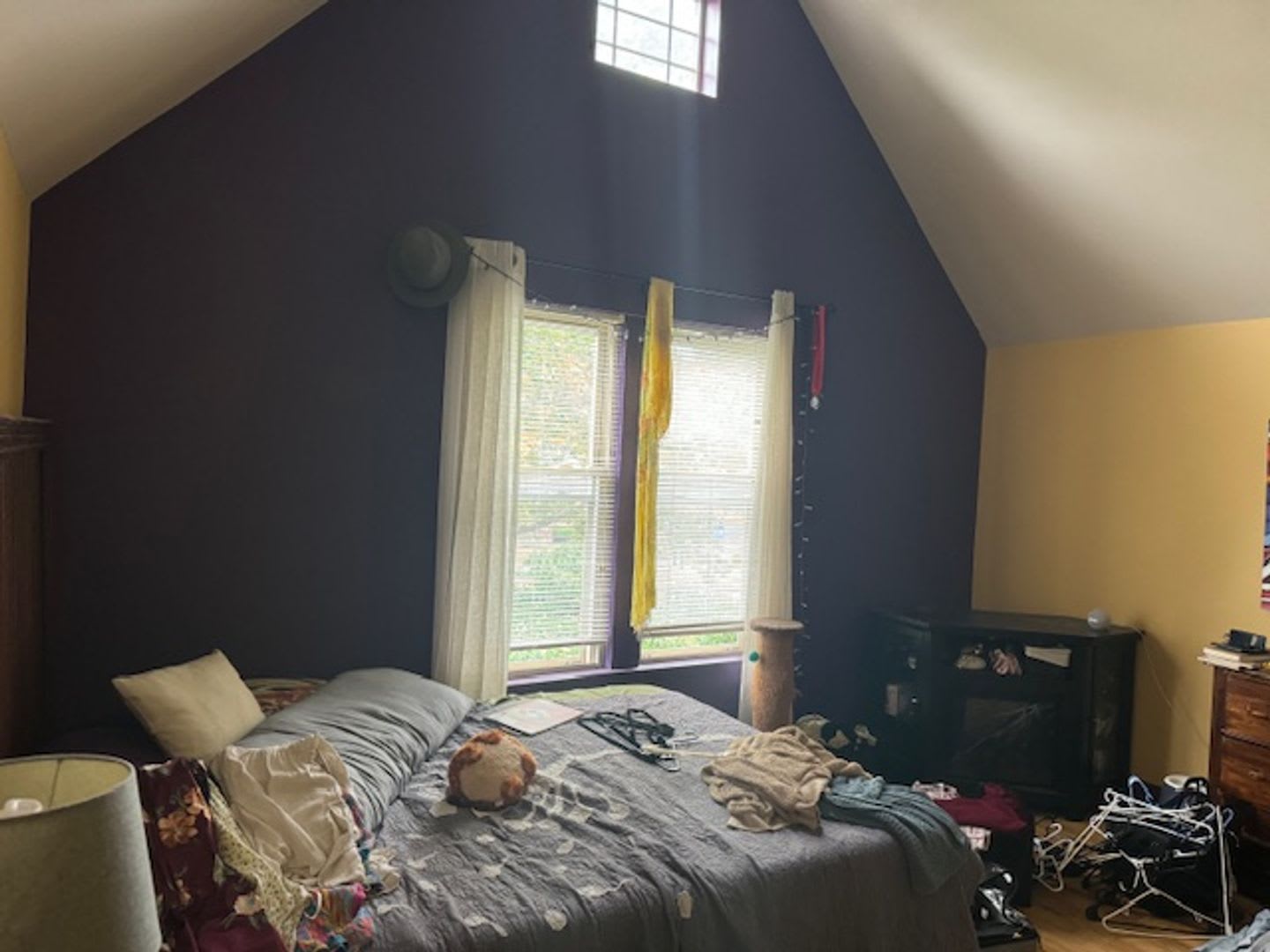 780 University Ave – photo 3