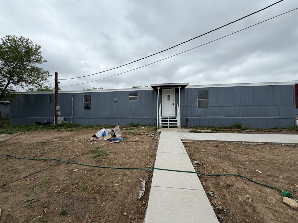 1563 Avenida Encuentro – photo 3