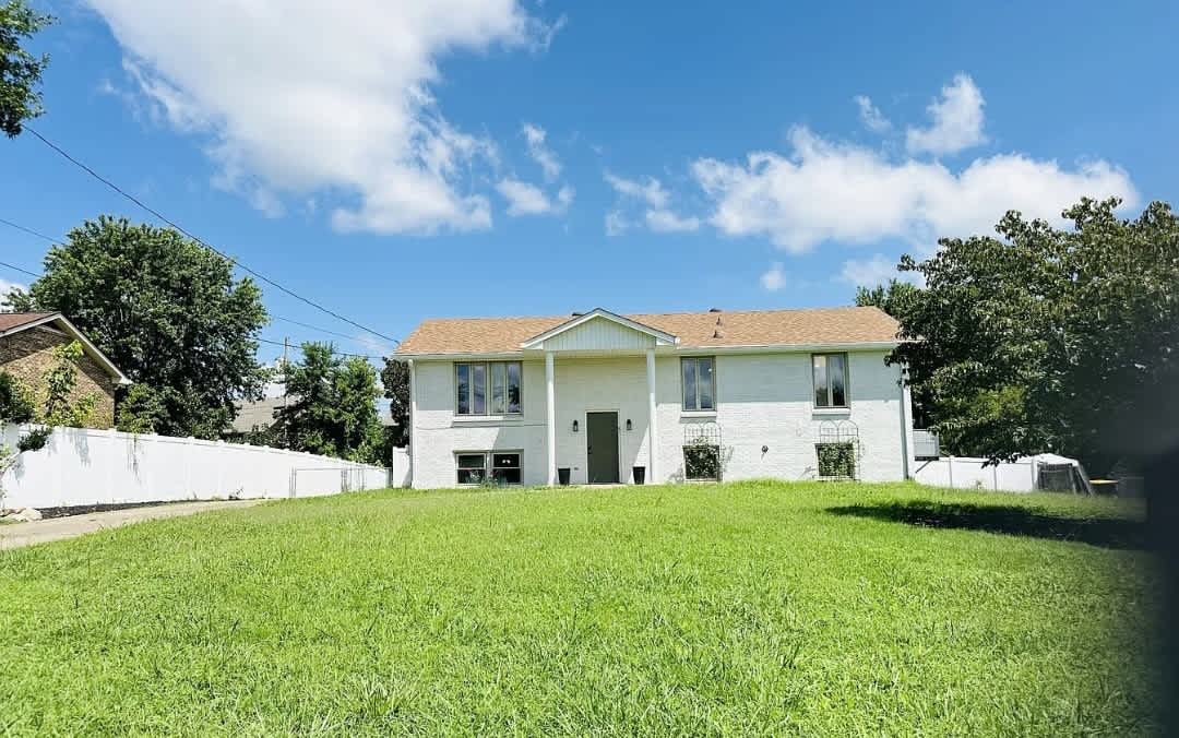 307 Bancroft Drive – photo 1