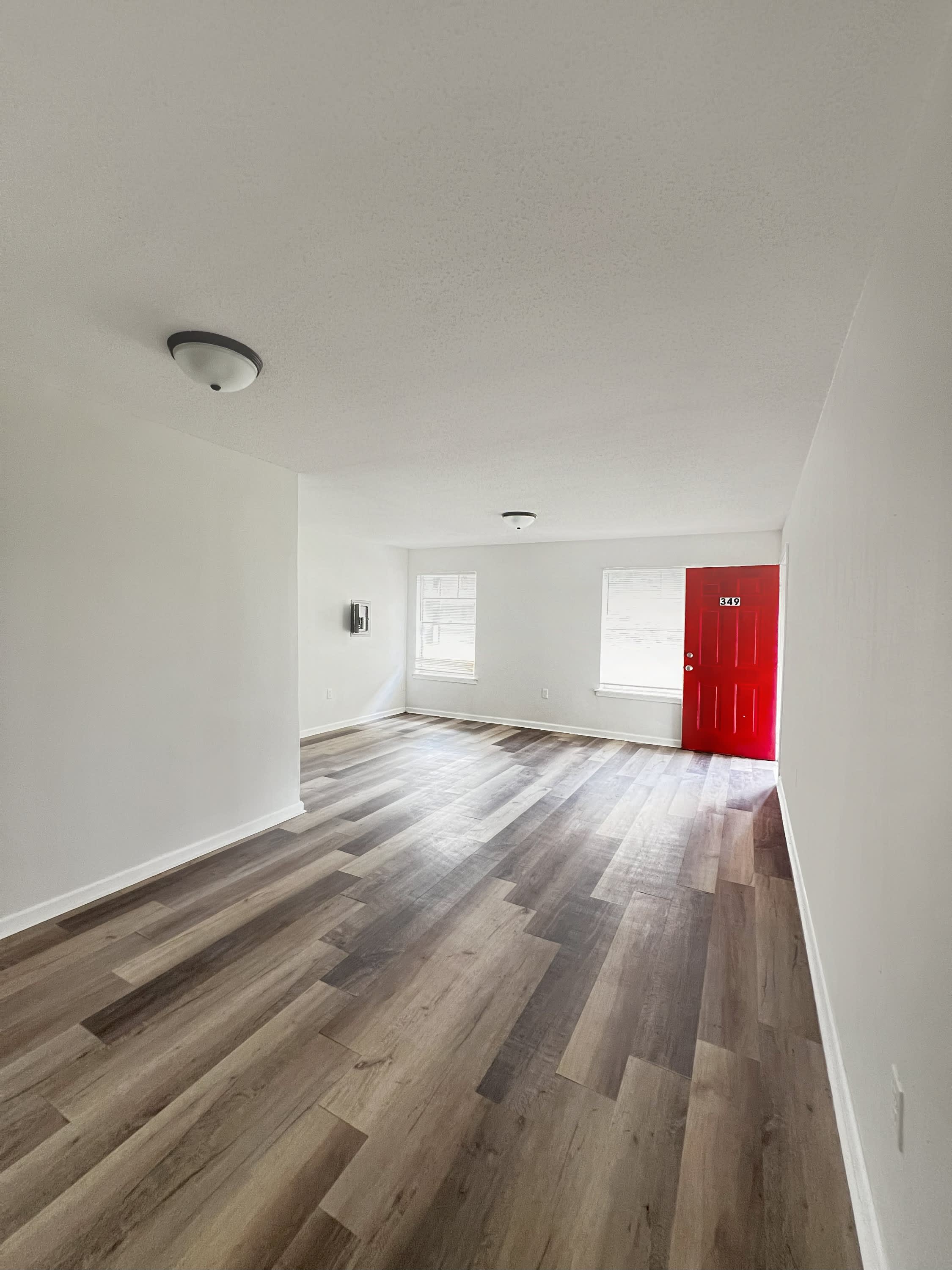 2400 Goodwin Avenue – photo 3
