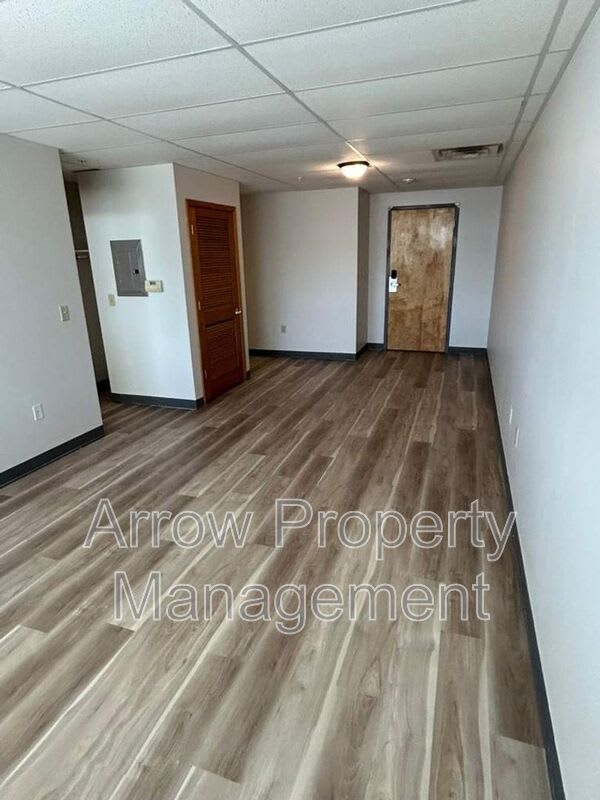 731 E Crawford-3B – photo 5