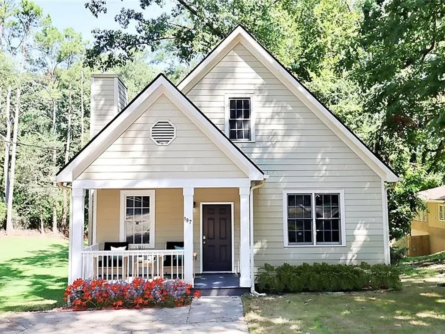 Room In 4 Bedroom Home At Polar Rock Rd Sw – photo 2