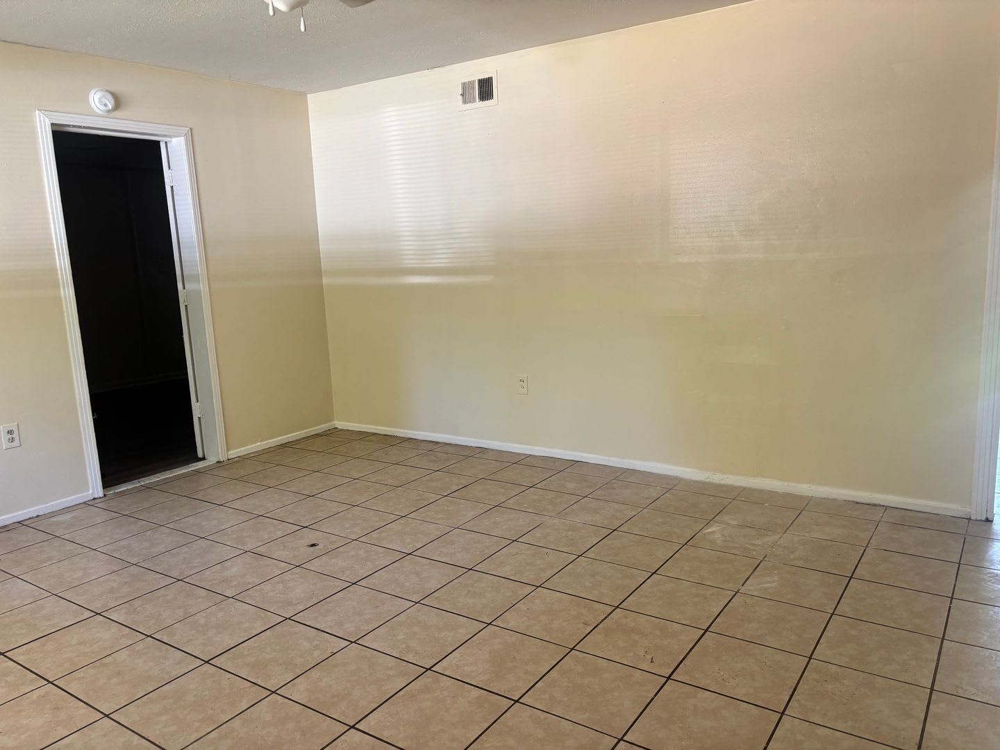 318 Queen Marie Lane Jackson, MS 39209 – photo 2