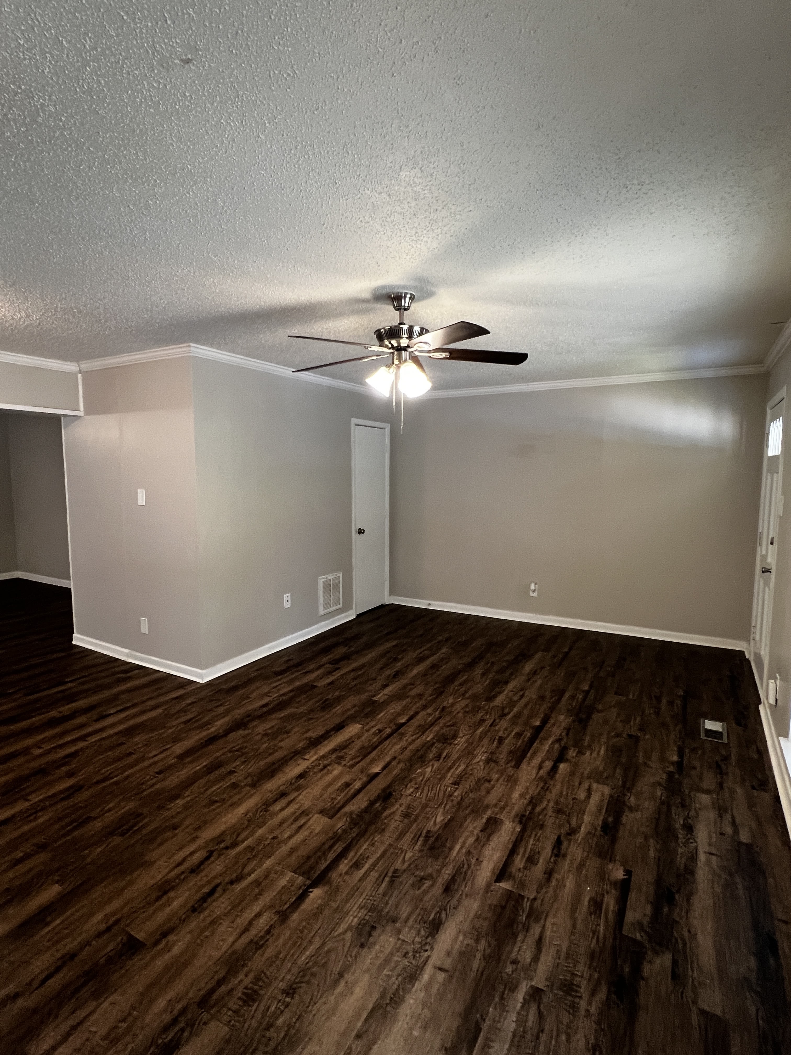 4705 N Cedar St – photo 2