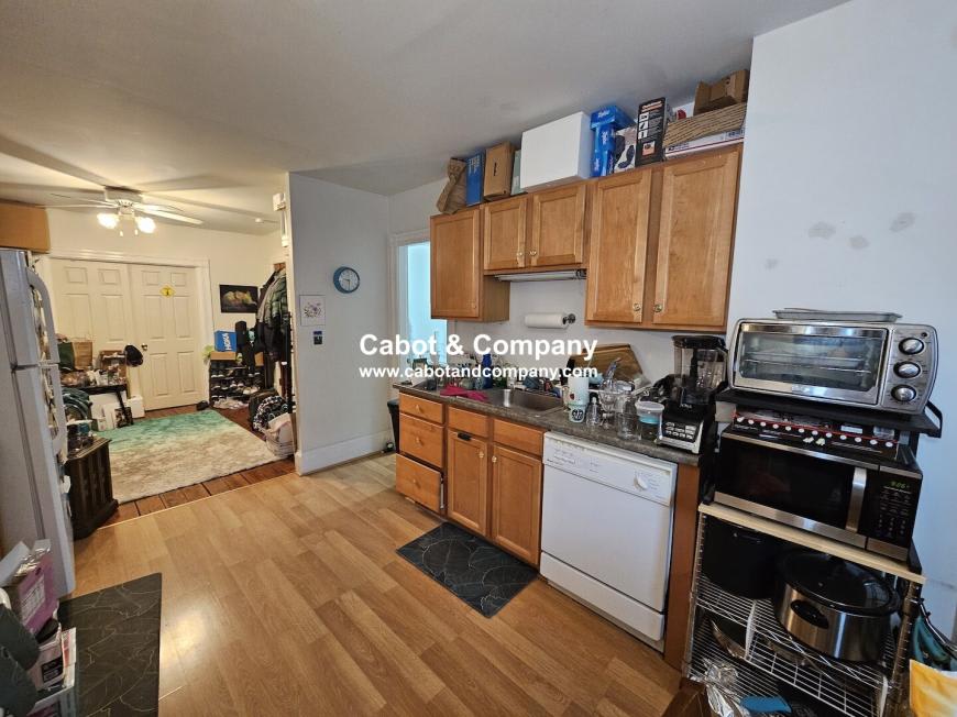 22 Mead St. – photo 1