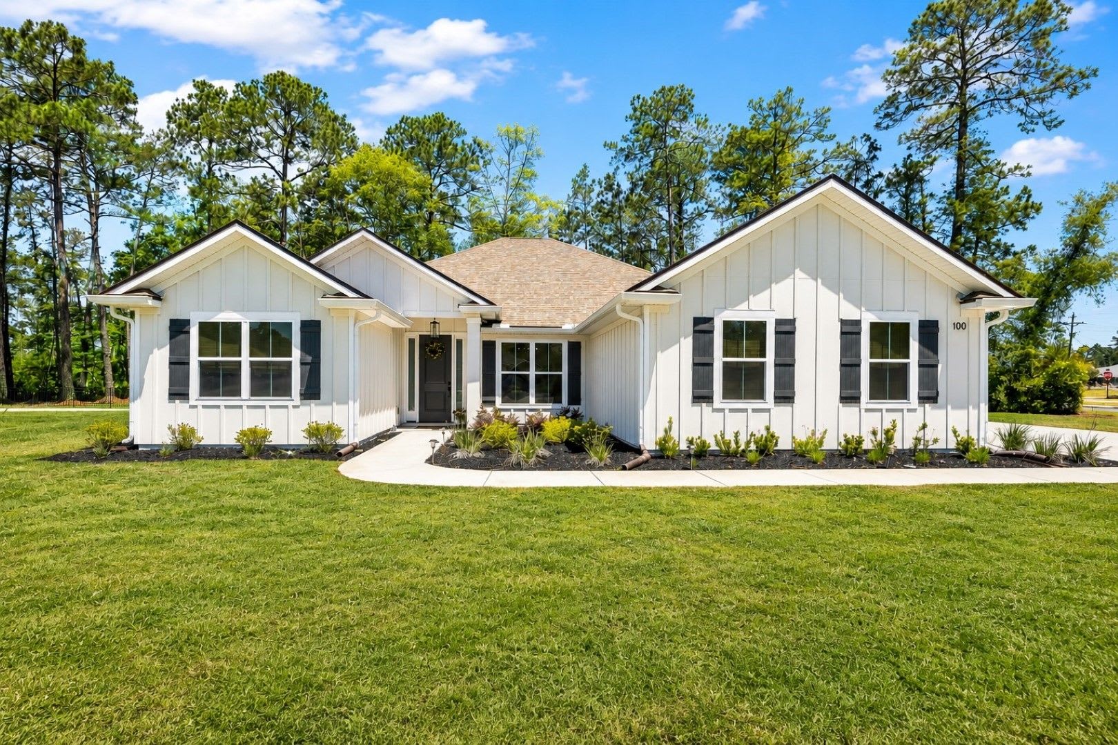 100 Carrington Way – photo 3