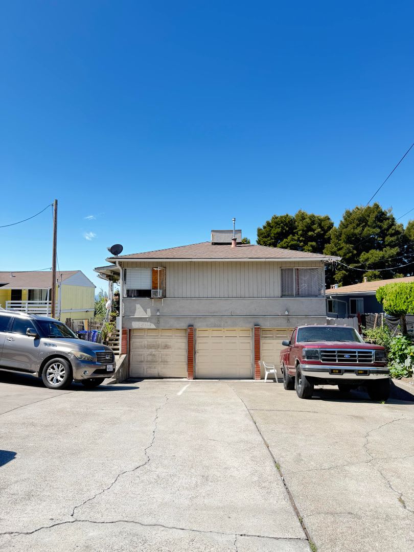 16727 Liberty Street – photo 2