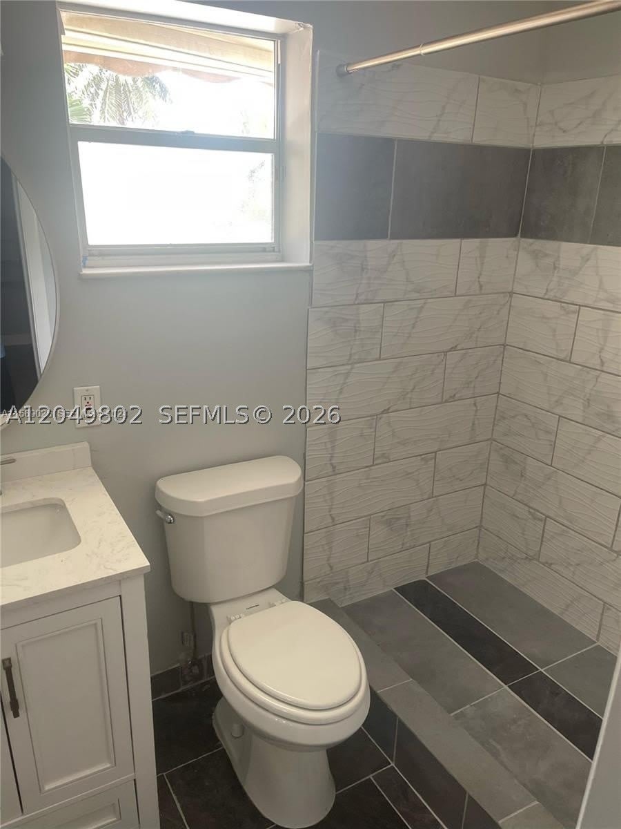 8230 SW 11th St – photo 5