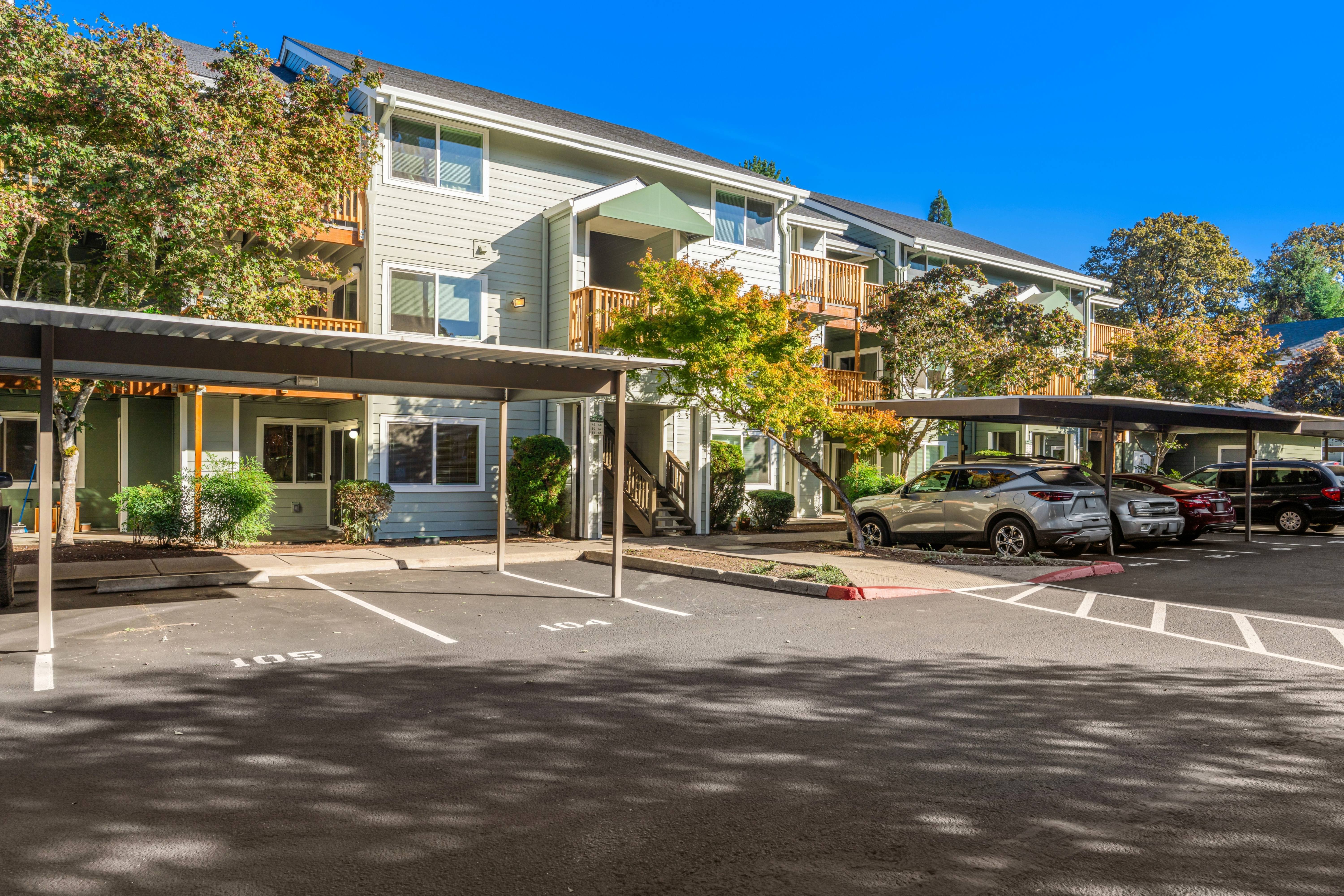 Cascade Woods Apartments – photo 2